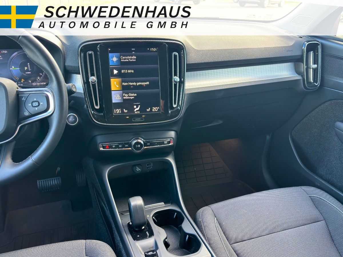 Volvo  T4 RECHARGE INSCRIPTION EXPRESSION