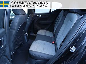Volvo  T4 PLUS BRIGHT RECHARGE NAVI LED