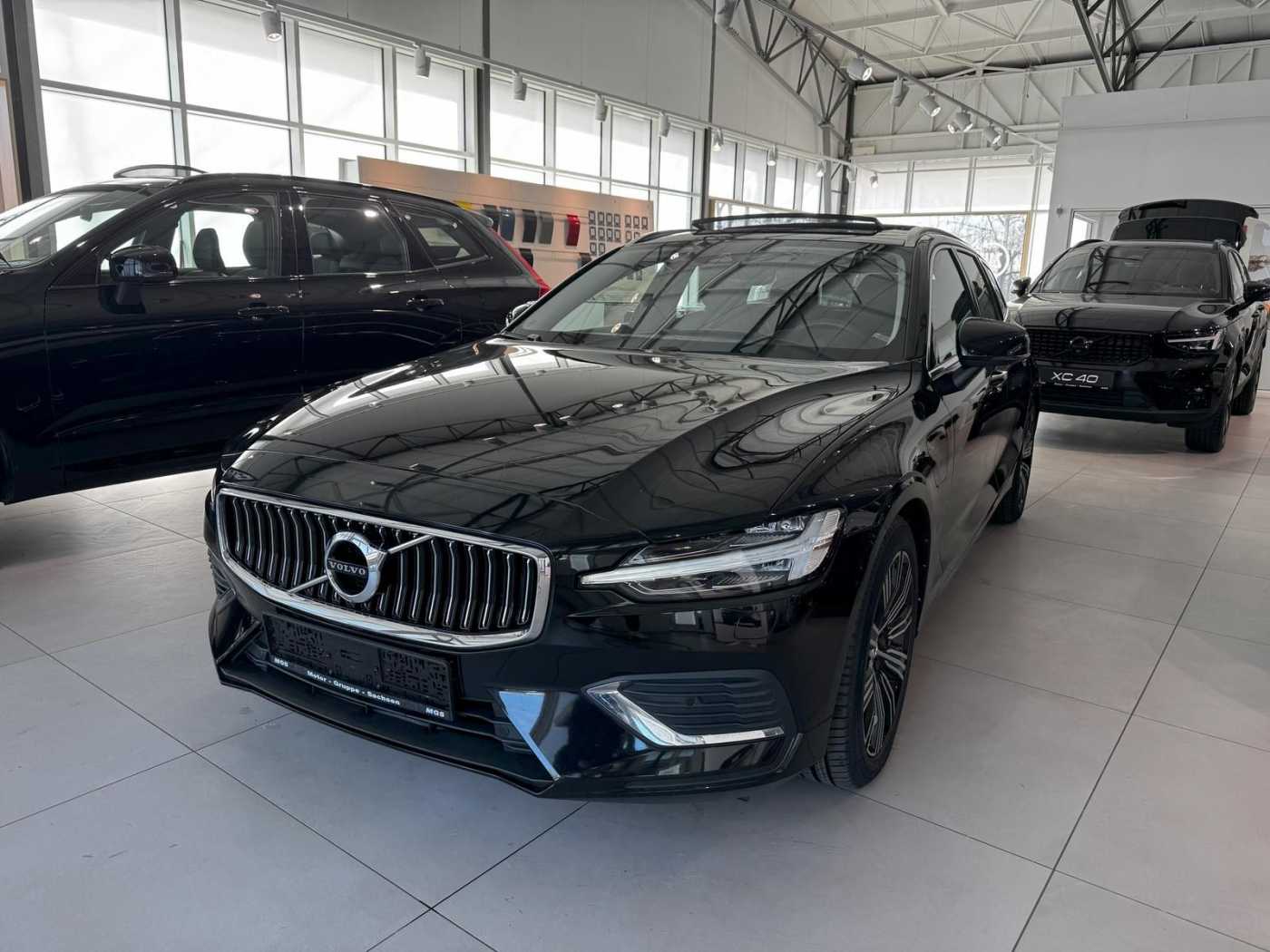 Volvo  T8 Inscription Recharge Plug-In Hybrid AWD