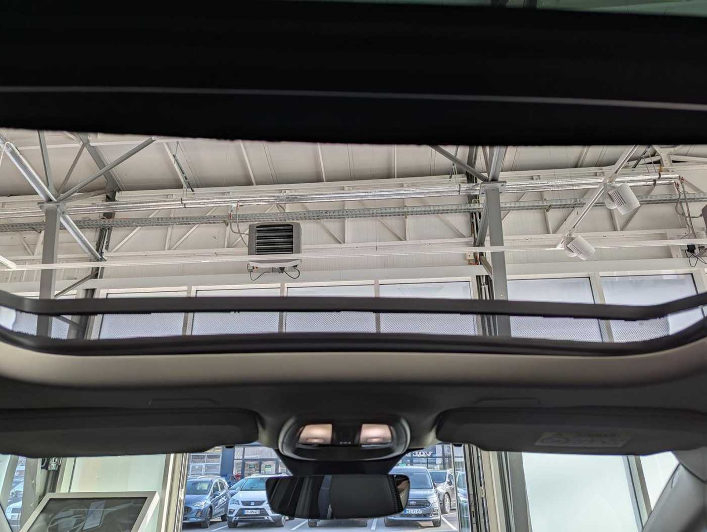 Volvo  B4 Mild-Hybrid Diesel AWD
