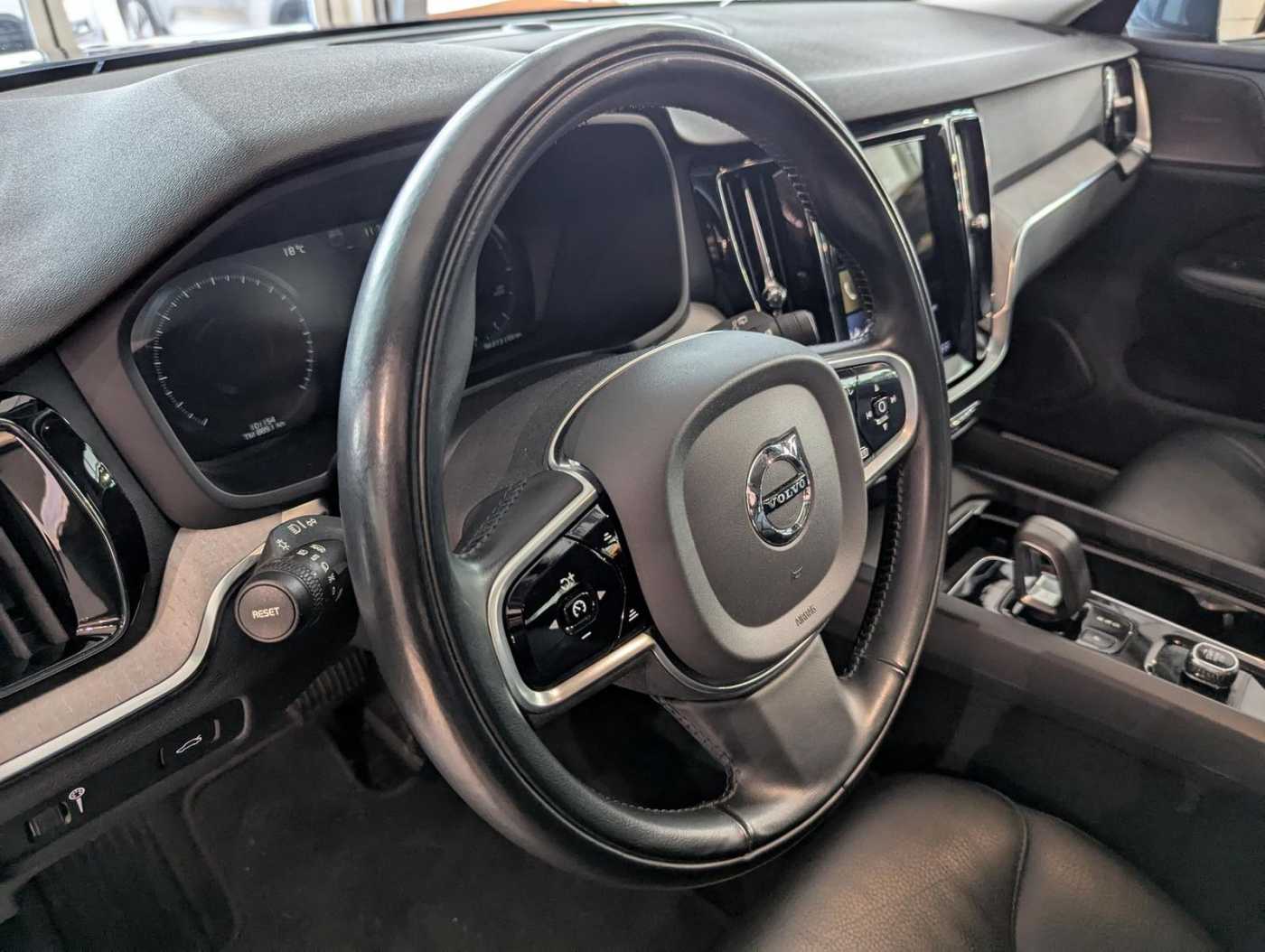 Volvo  2.0 Diesel