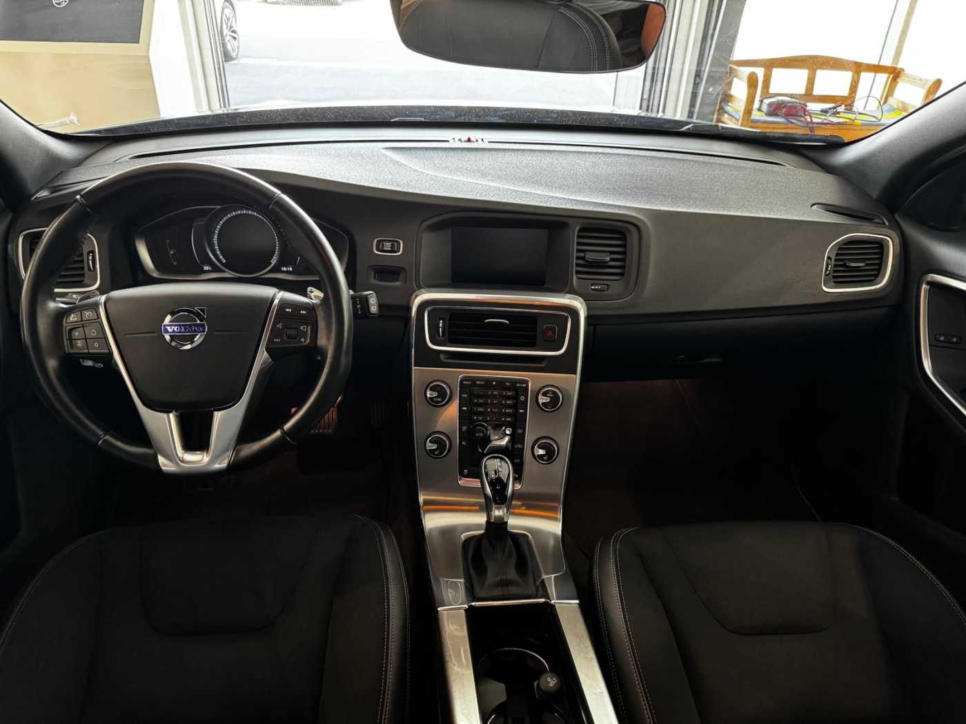Volvo  D3 Diesel