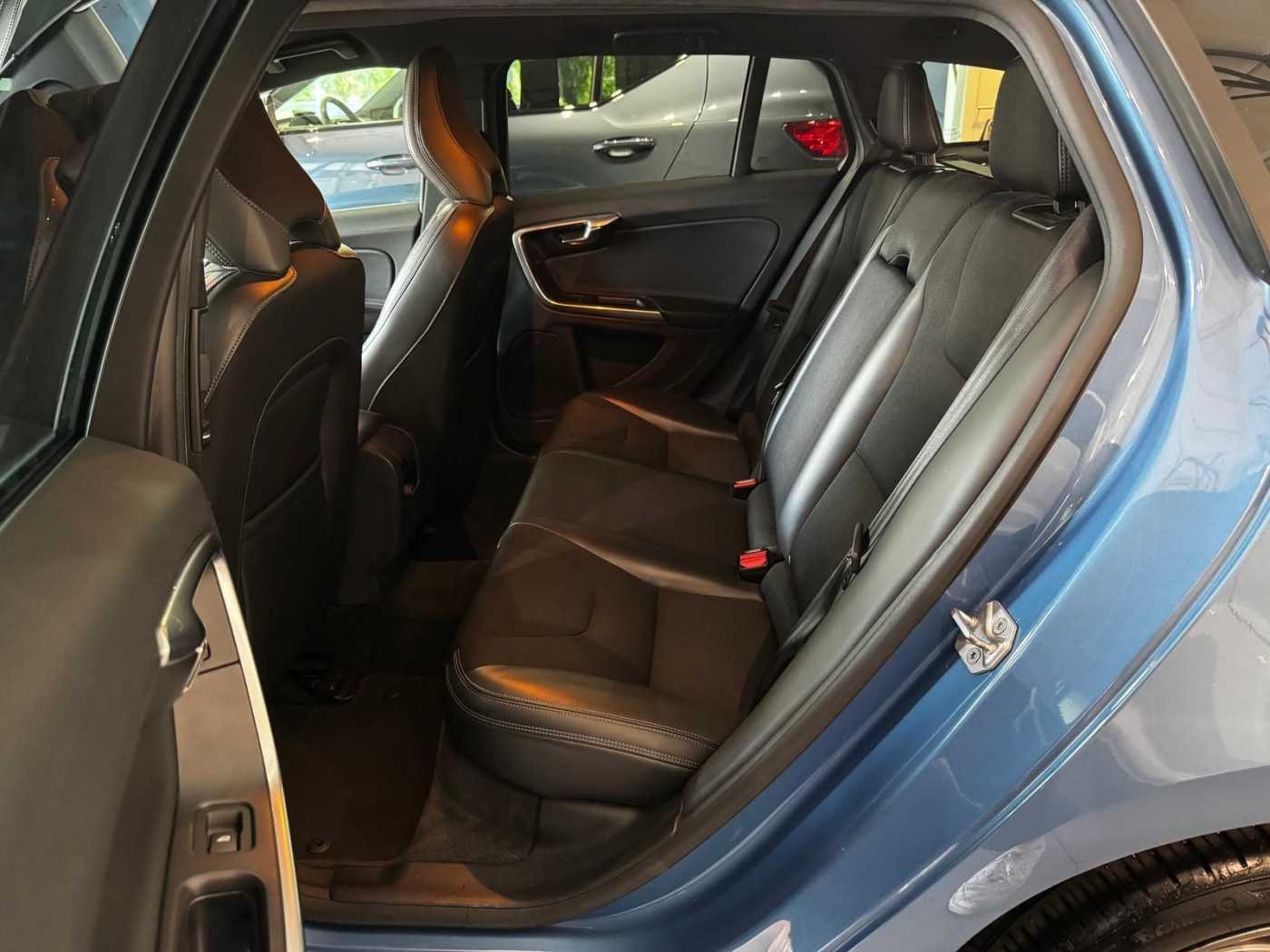 Volvo  D3 Diesel