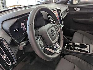 Volvo  Plus Recharge Pure Electric 2WD