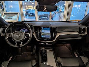 Volvo  T8 R Design Recharge Plug-In Hybrid AWD