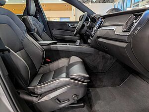 Volvo  T8 R Design Recharge Plug-In Hybrid AWD