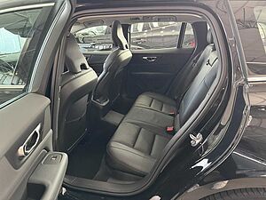 Volvo  T8 Inscription Recharge Plug-In Hybrid AWD