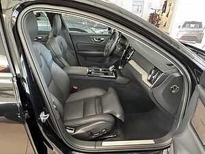 Volvo  T8 Inscription Recharge Plug-In Hybrid AWD