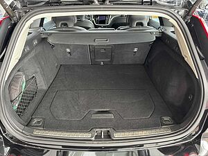 Volvo  T8 Inscription Recharge Plug-In Hybrid AWD