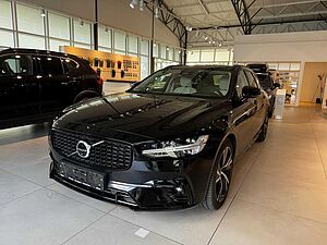 Volvo  B4 Plus Dark Mild-Hybrid