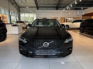 Volvo  B4 Plus Dark Mild-Hybrid
