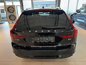 Volvo  B4 Plus Dark Mild-Hybrid
