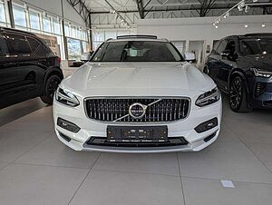 Volvo  B4 Mild-Hybrid Diesel AWD