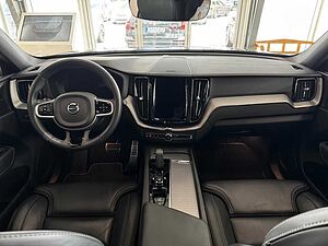 Volvo  B4 Mild-Hybrid Diesel AWD