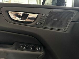 Volvo  B4 Mild-Hybrid Diesel AWD