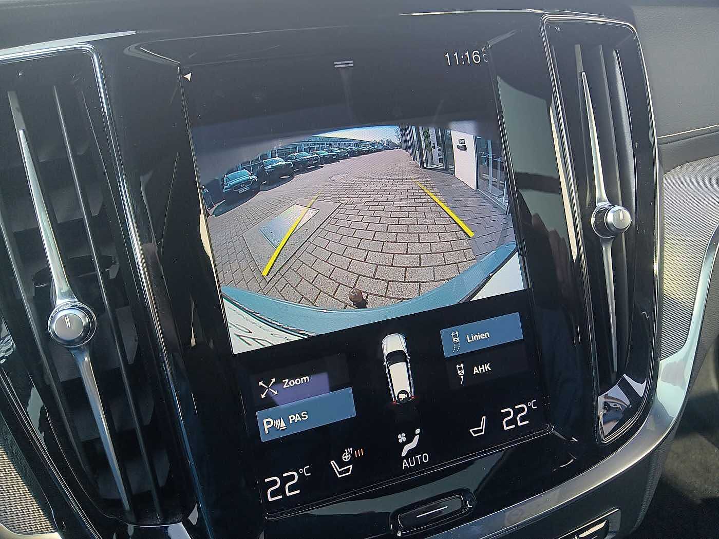 Volvo  T8 Recharge AWD R-Design 'HEAD-UP Display