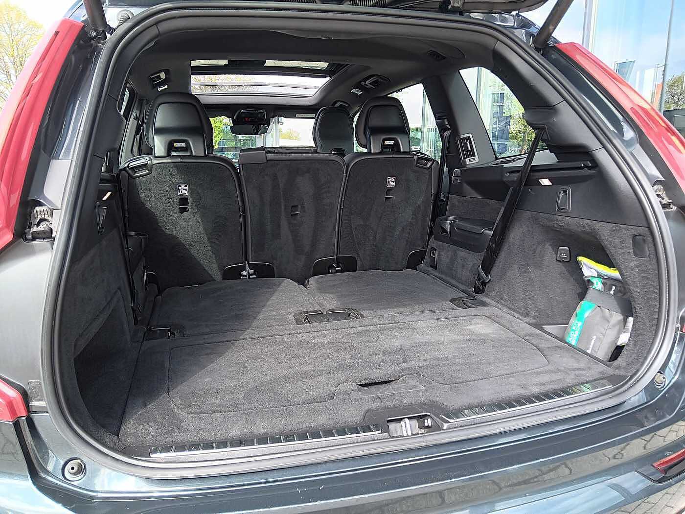 Volvo  T8 AWD R-Design Edition 'Glasdach, Akustikglas'
