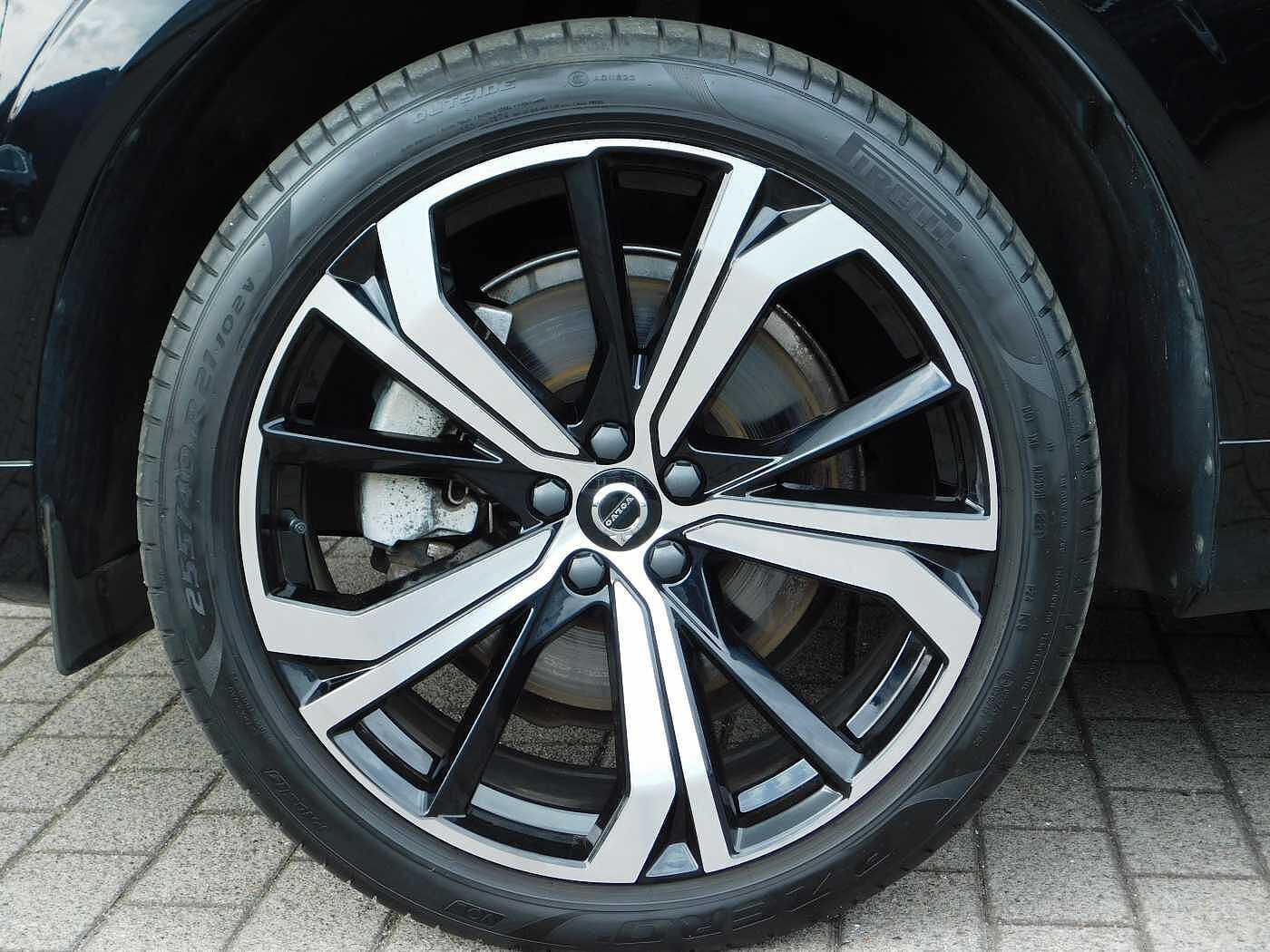 Volvo  T6 AWD Recharge R-Design 'Glasdach, AHK'