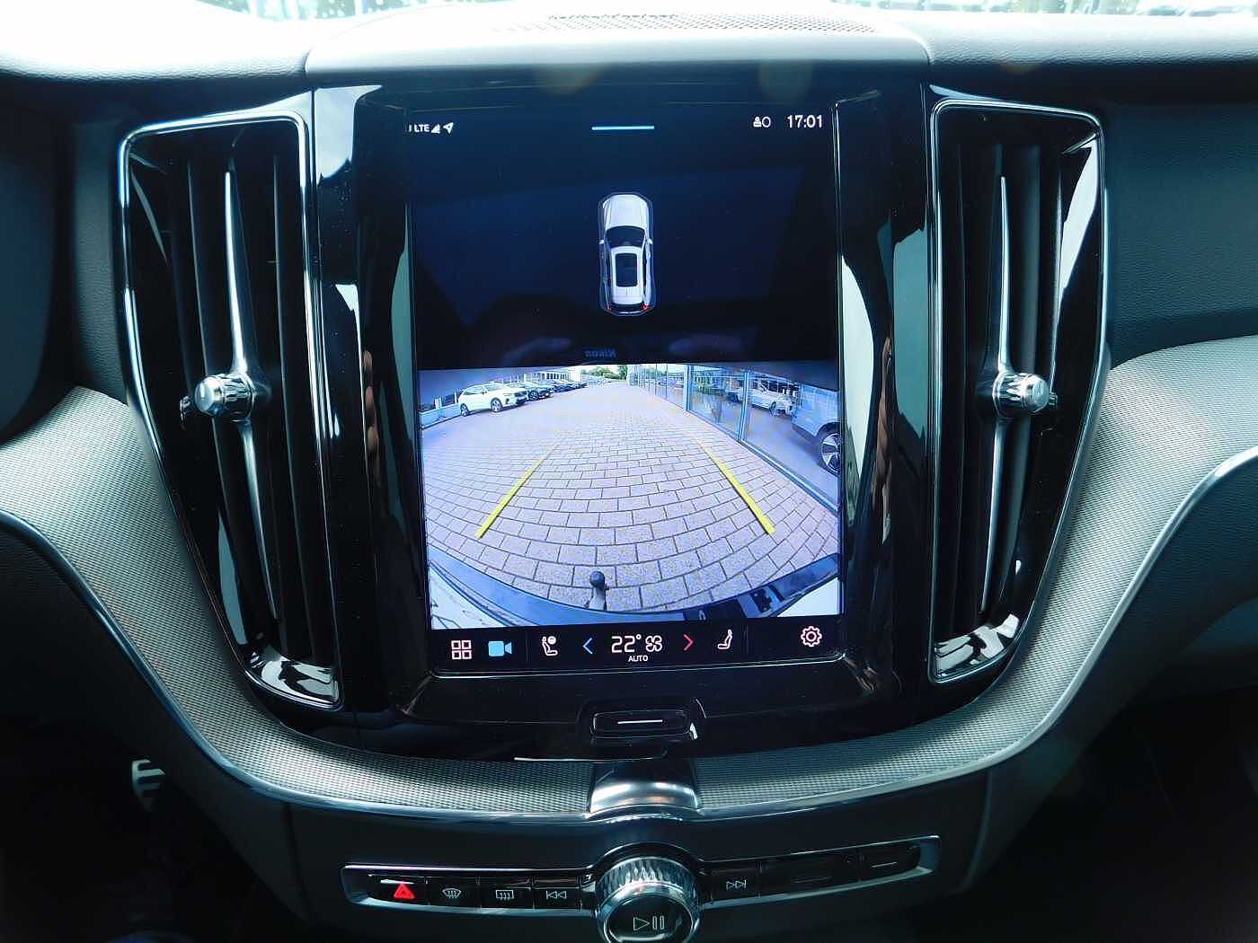 Volvo  T6 AWD Recharge R-Design 'Glasdach, AHK'