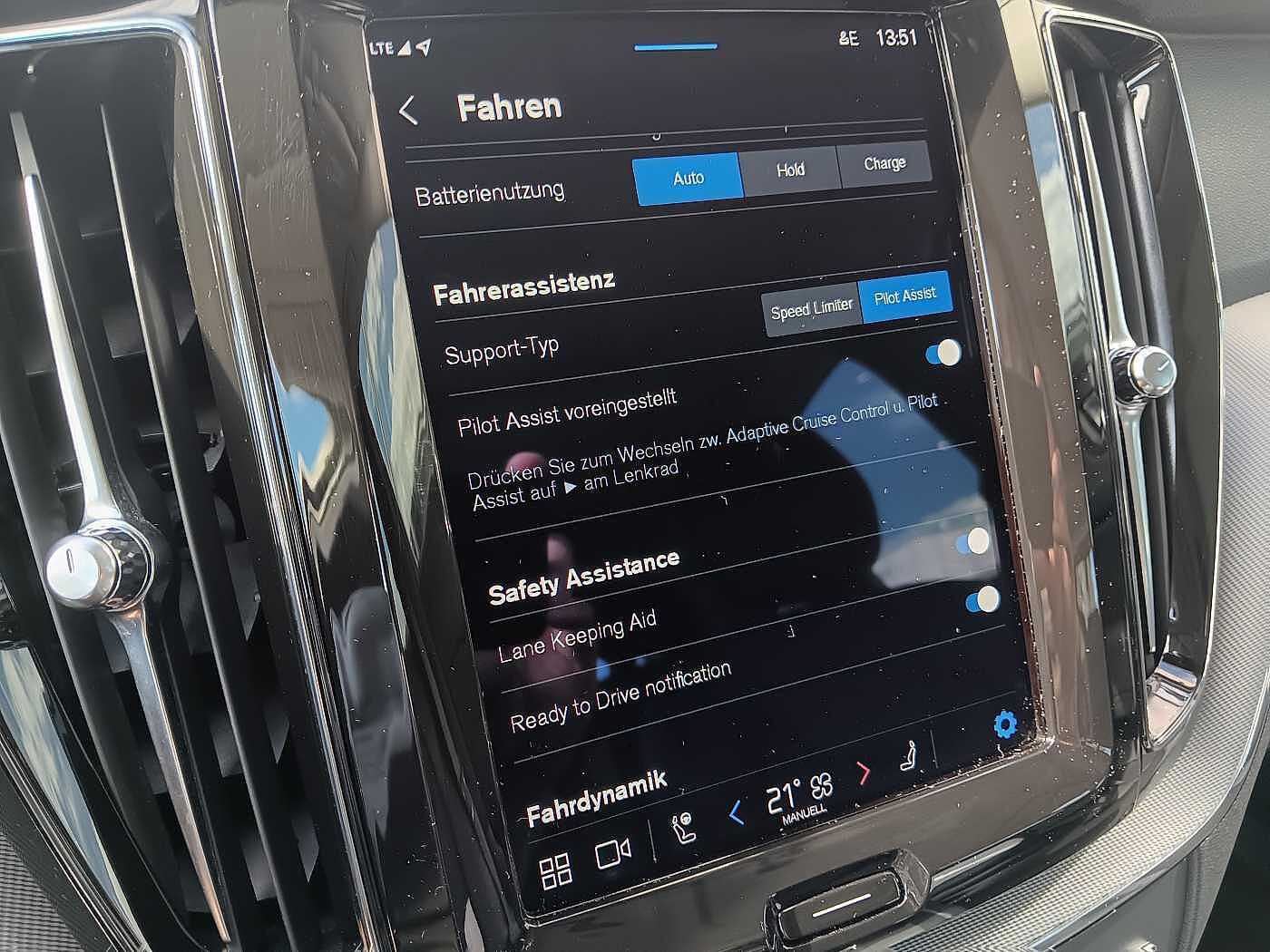Volvo  T6 AWD Recharge Plus Bright