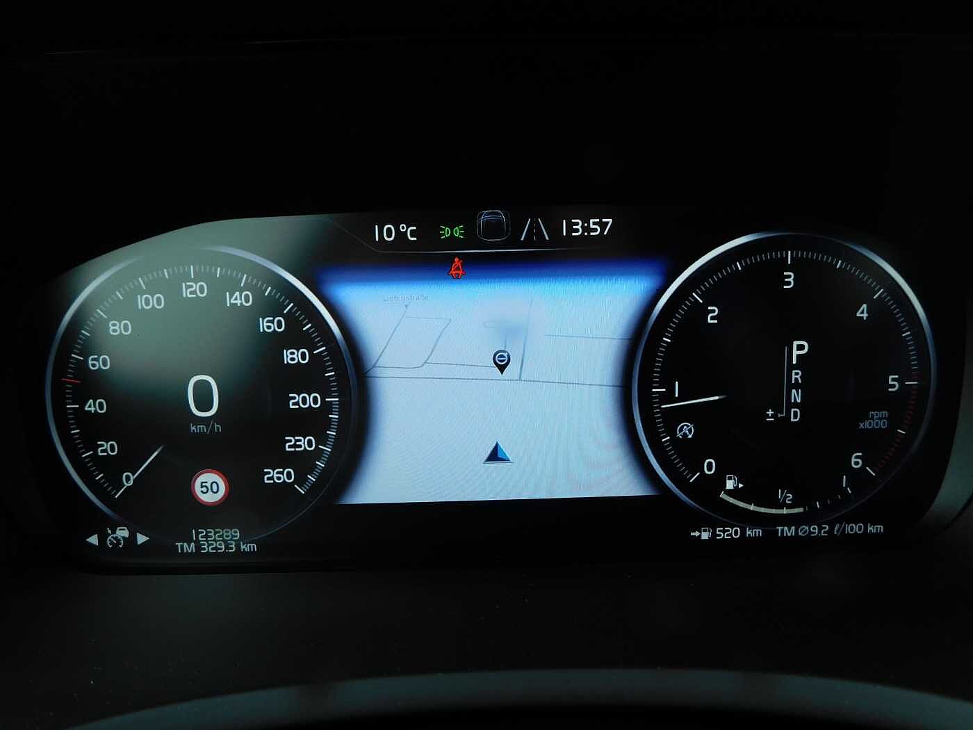 Volvo  D4 AWD Inscription