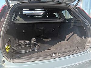 Volvo  T8 Recharge AWD R-Design 'HEAD-UP Display
