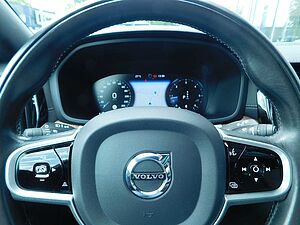 Volvo  B4 D AWD Geartronic Pro