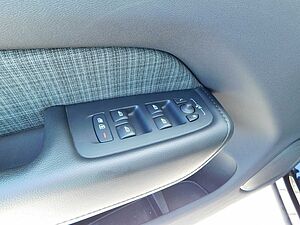 Volvo  T6 AWD Recharge Core