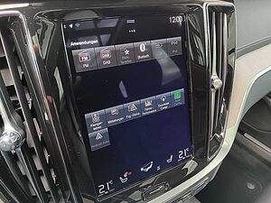 Volvo  B4 D AWD Geartronic Pro