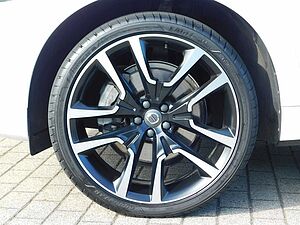 Volvo  B5 D AWD Ultimate Dark