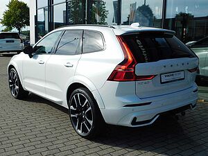 Volvo  B5 D AWD Ultimate Dark