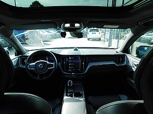 Volvo  B5 D AWD Ultimate Dark
