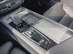 Volvo  T6 AWD Recharge Plus Bright