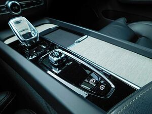 Volvo  T8 AWD Recharge Inscription