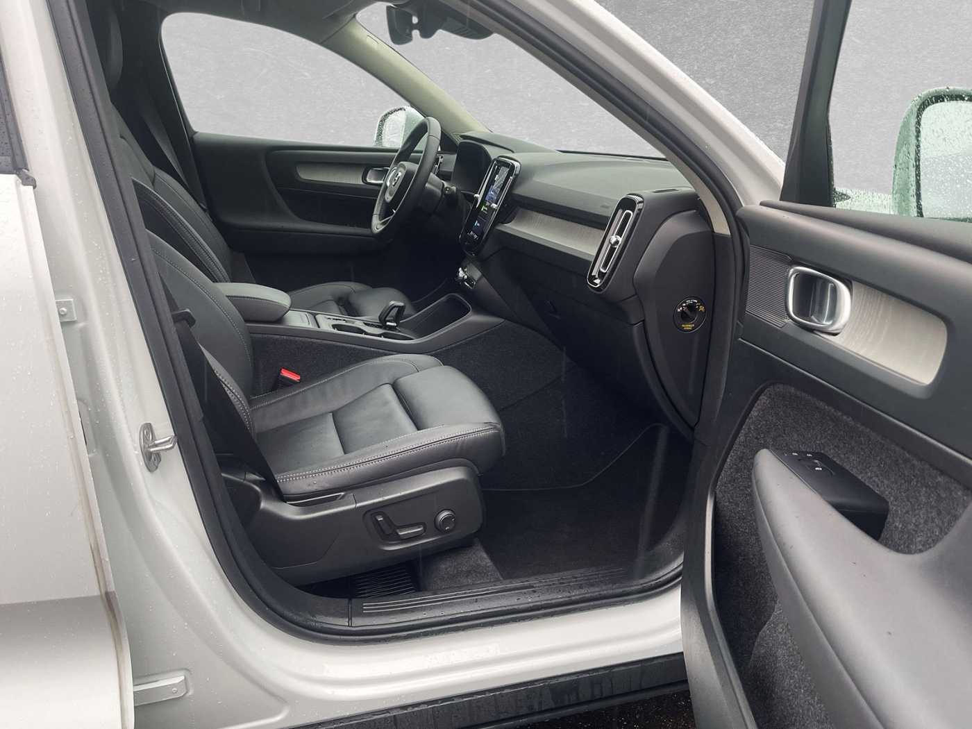 Volvo  V90 Cross Country