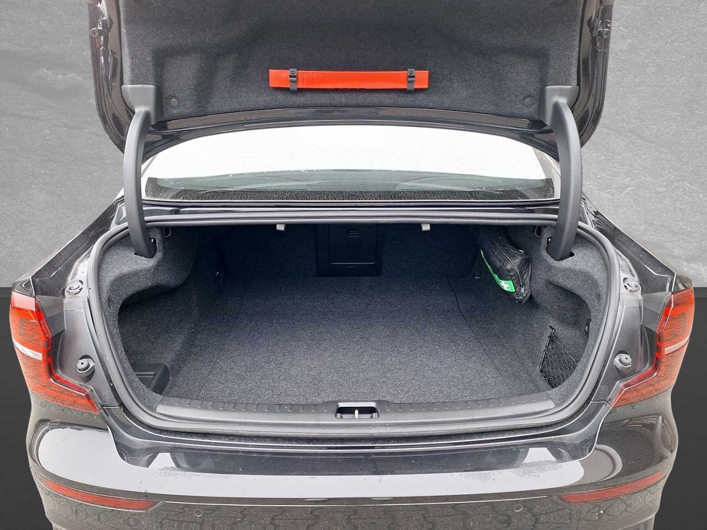 Volvo  S60