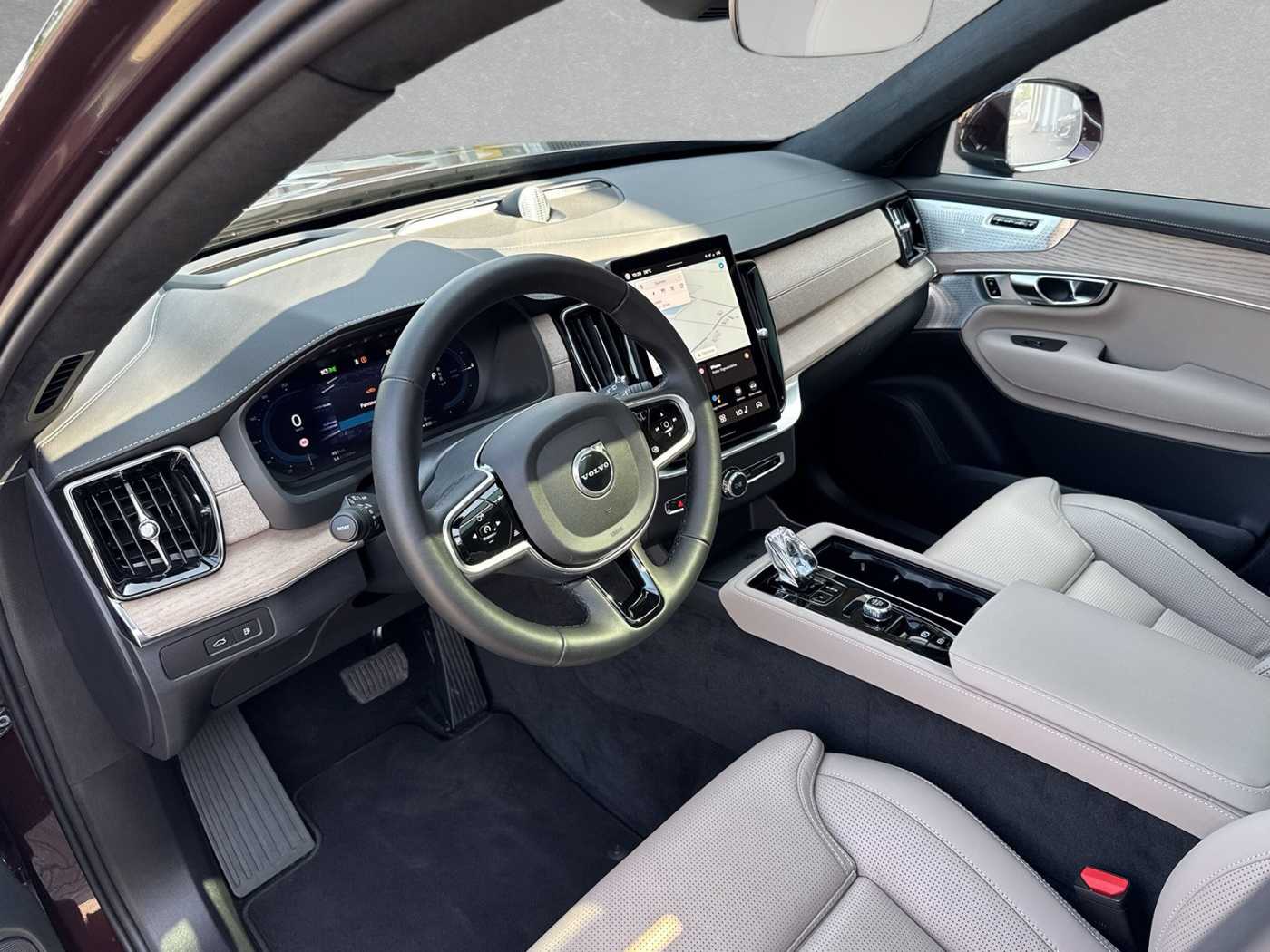 Volvo  XC90 Ultra, T8 AWD Plug-in Hybrid, Elektrisch/Benzin, Bright, 7 Sitze