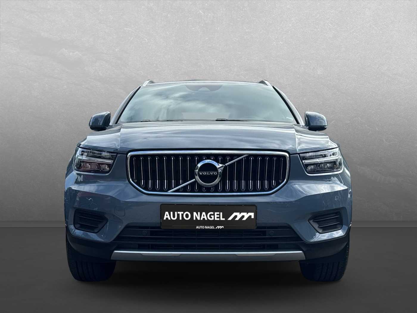 Volvo  XC40