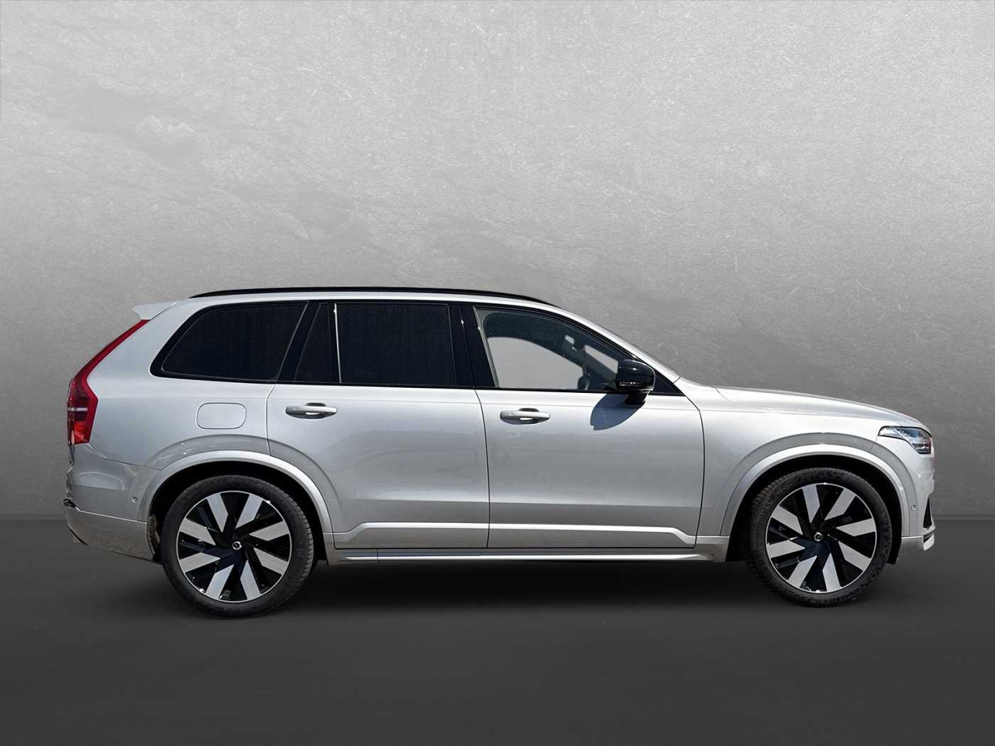 Volvo  Recharge