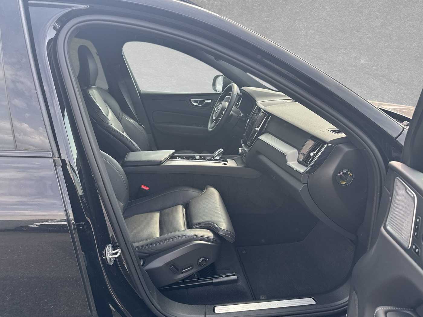Volvo  Plus