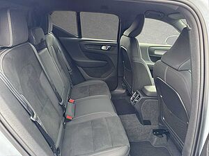 Volvo  XC40