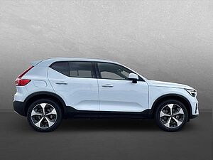 Volvo  XC40