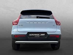 Volvo  XC40