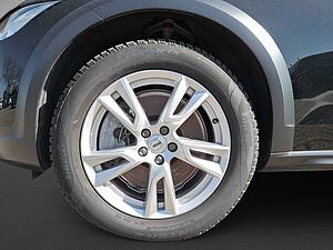 Volvo  Cross Country