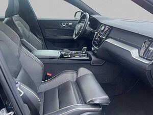 Volvo  R Design