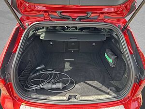 Volvo  V60 Recharge R-Design, T6 AWD Plug-in Hybrid