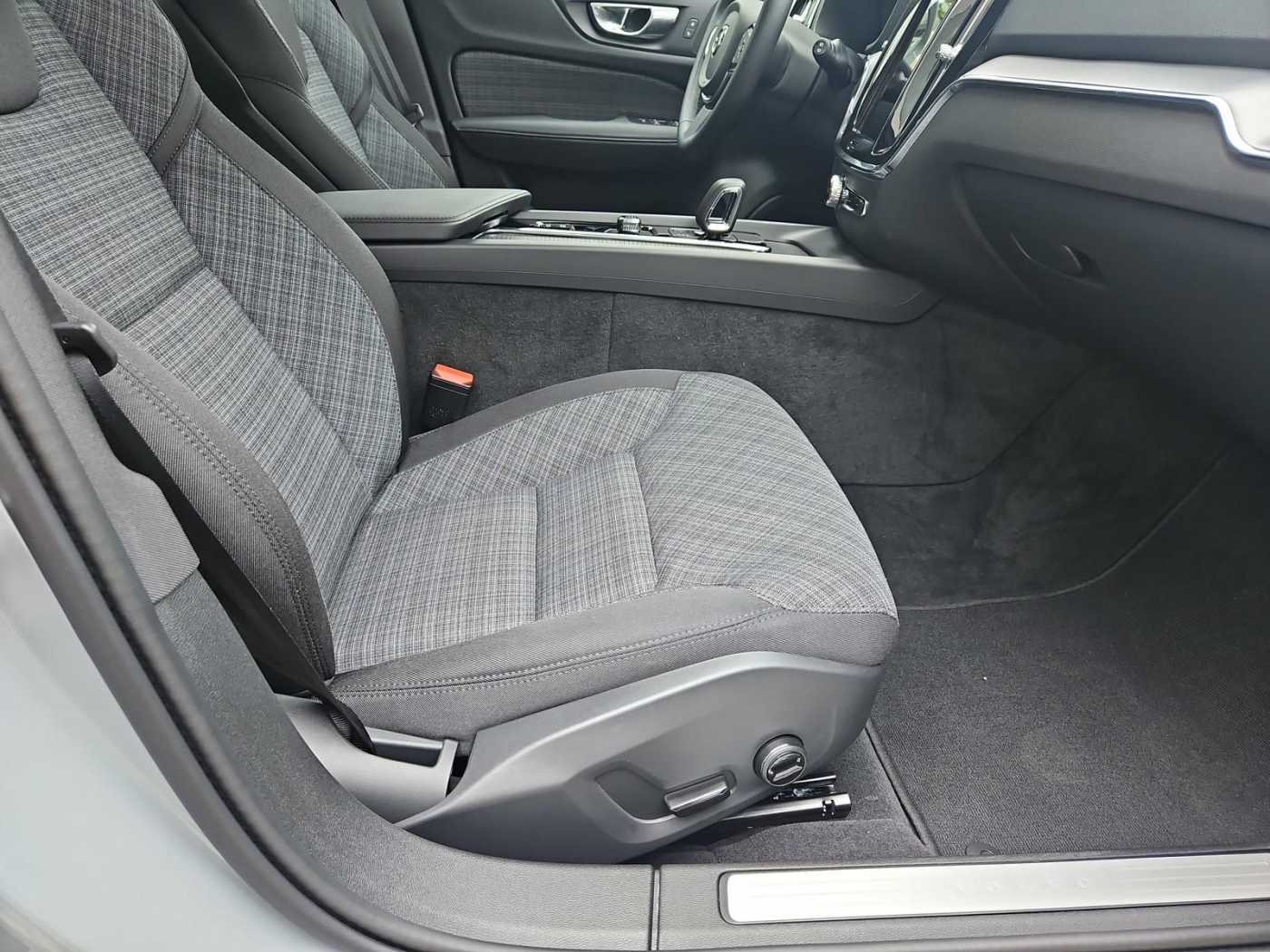 Volvo  B3 Core Winter-Paket/ Fahr-Paket