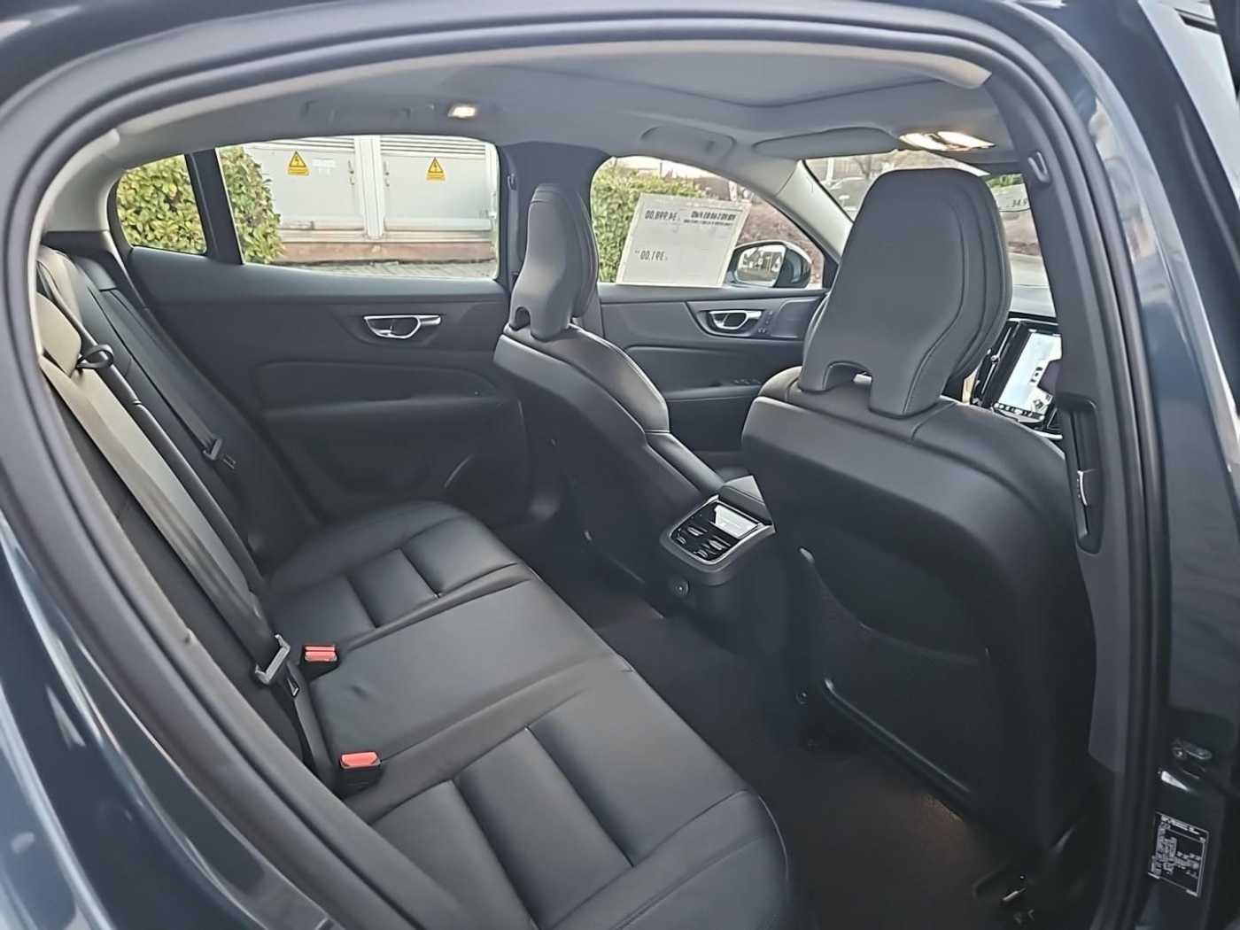 Volvo  B5 AWD Ultimate Dark Standhzg/Akustik-Glas