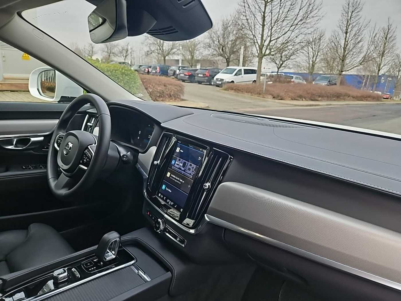 Volvo  B4 CC AWD Plus Four-C /Standhzg.