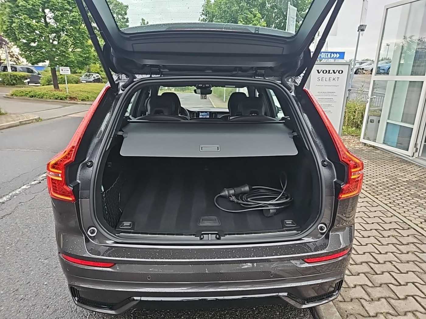 Volvo  T6 AWD Plus Dark Plug-In